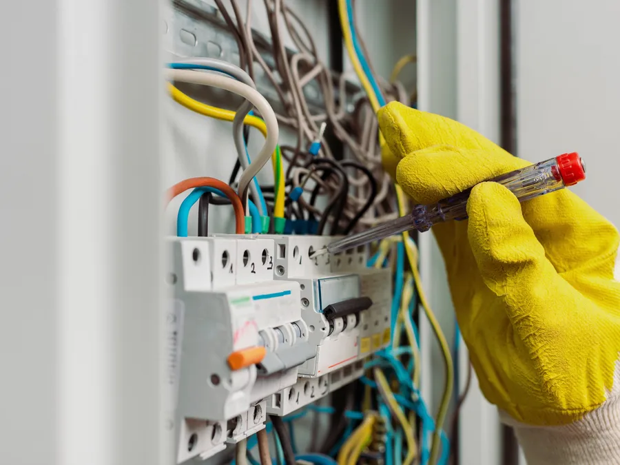 Rénovation électrique par un électricien à Paris